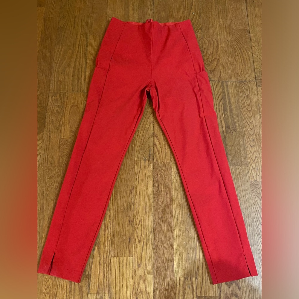 Womens Athleta Red ankle pant Sz 6